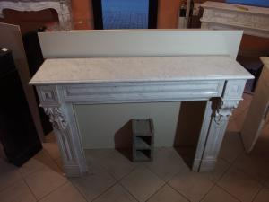 LAREIRA EM MÁRMORE BRANCO NEO CLÁSSICO (LUÍS FILIPE)